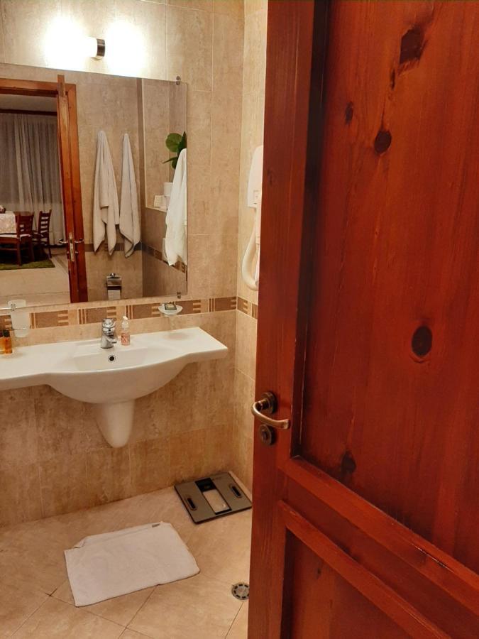 Free Spa В Св. Иван Рилски - Сладък Дом Сред Лукс บันสโก ภายนอก รูปภาพ